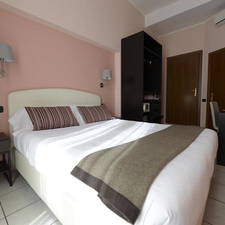 Hotel Florence Milano Luaran gambar