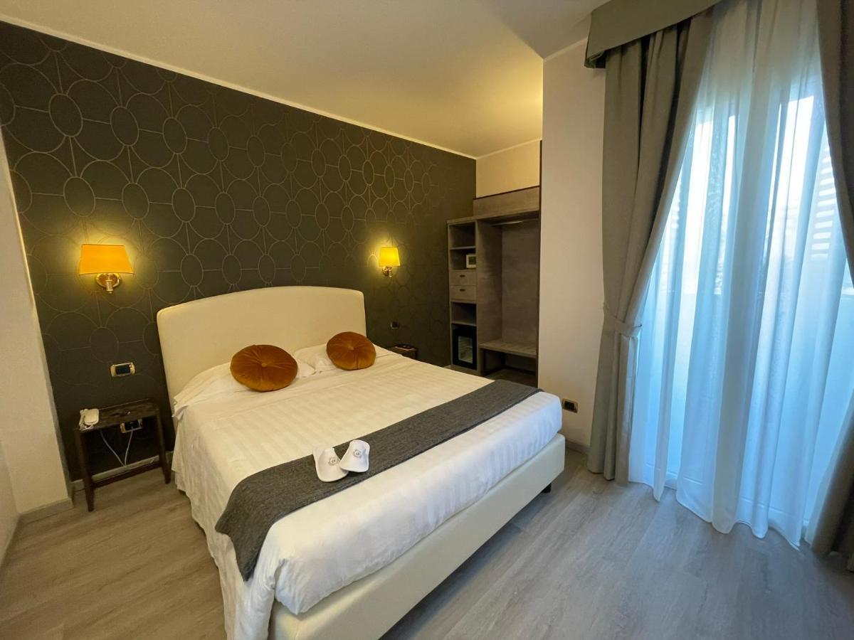 Hotel Florence Milano Luaran gambar