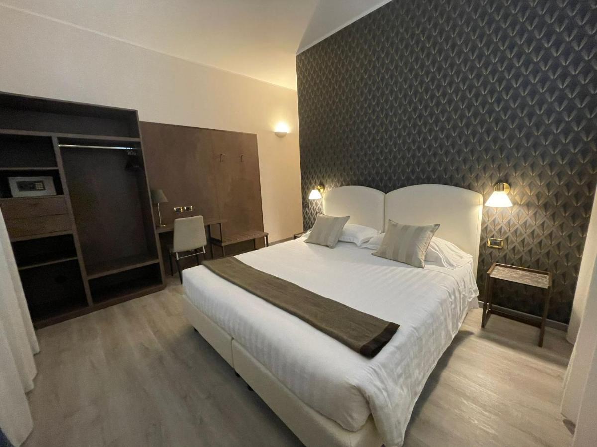 Hotel Florence Milano Luaran gambar