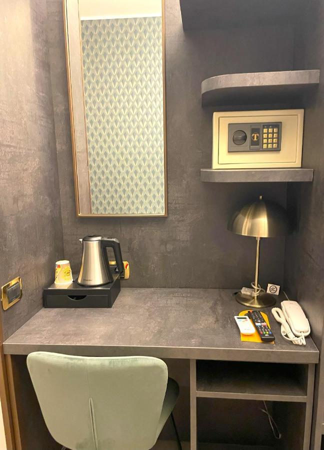 Hotel Florence Milano Luaran gambar