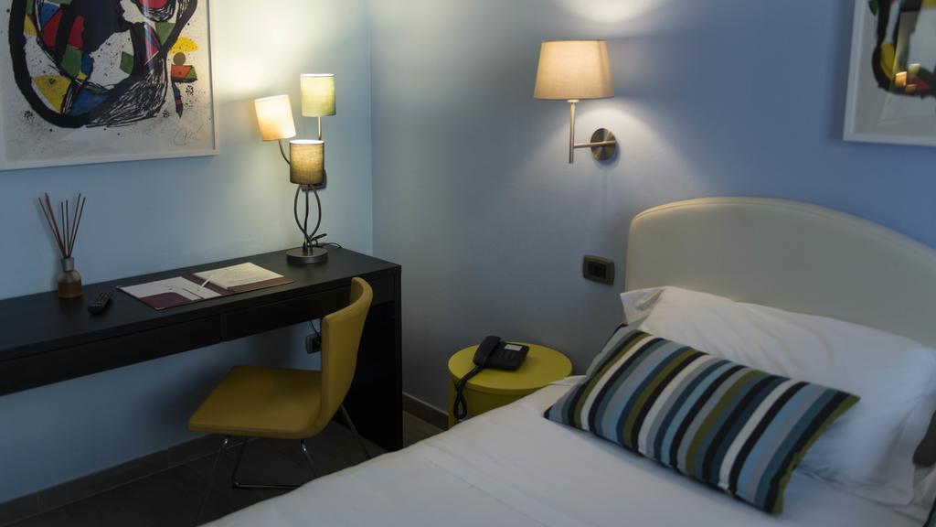 Hotel Florence Milano Luaran gambar