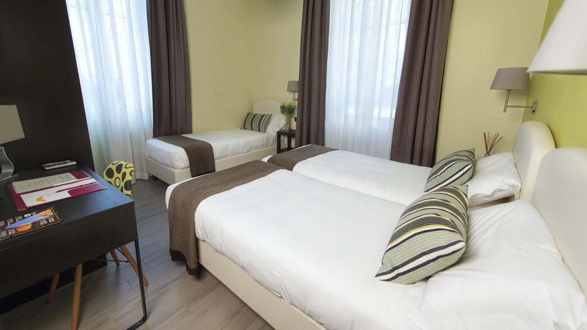 Hotel Florence Milano Luaran gambar